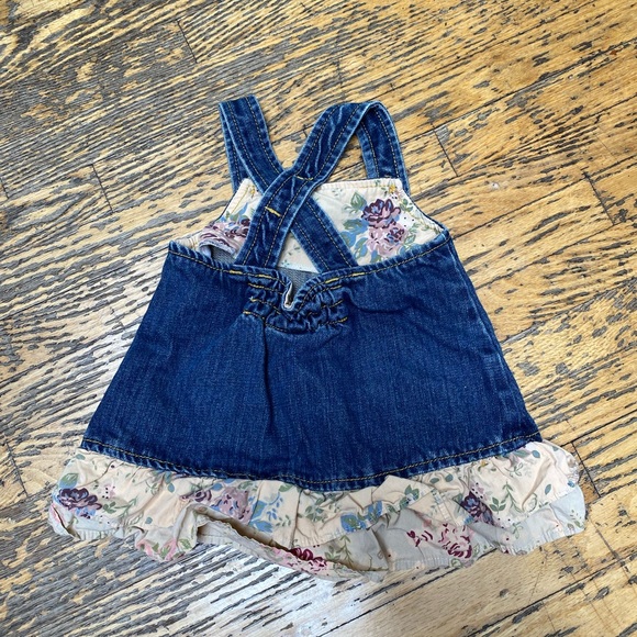 Lovely jean and floral jumper by Vintage Old Navy. - Picture 2 of 3